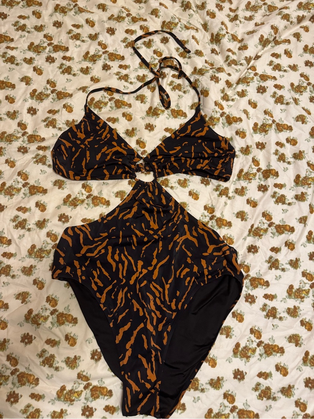 Shade & Shore Animal Print Cutout One-Piece Swimsuit